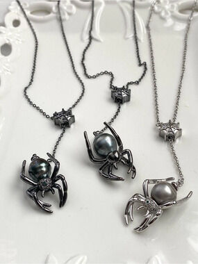N326-Halloween Collection Tahitian Pearl Web Spider Necklace